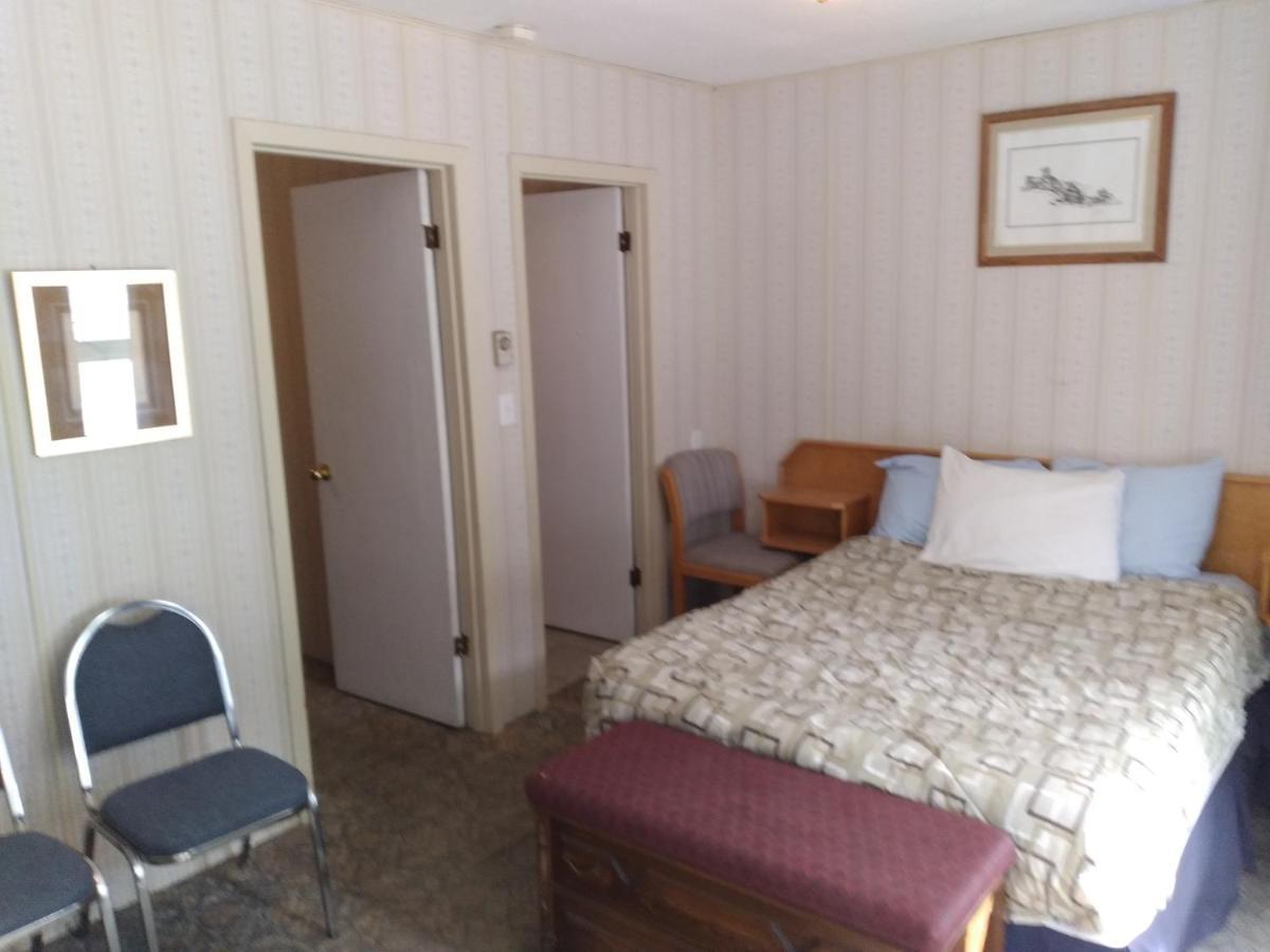 Appletree Inn Radium Hot Springs Luaran gambar