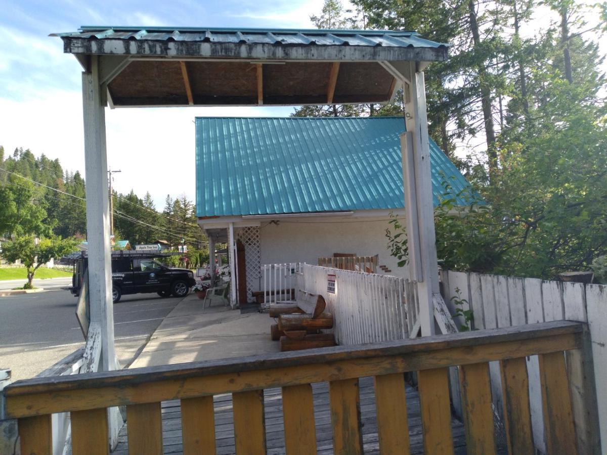Appletree Inn Radium Hot Springs Luaran gambar