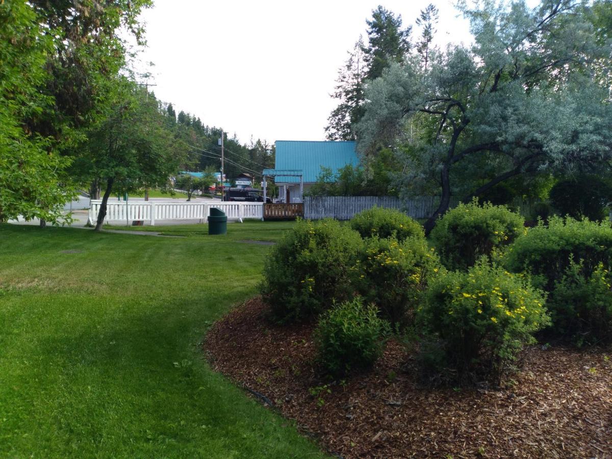 Appletree Inn Radium Hot Springs Luaran gambar