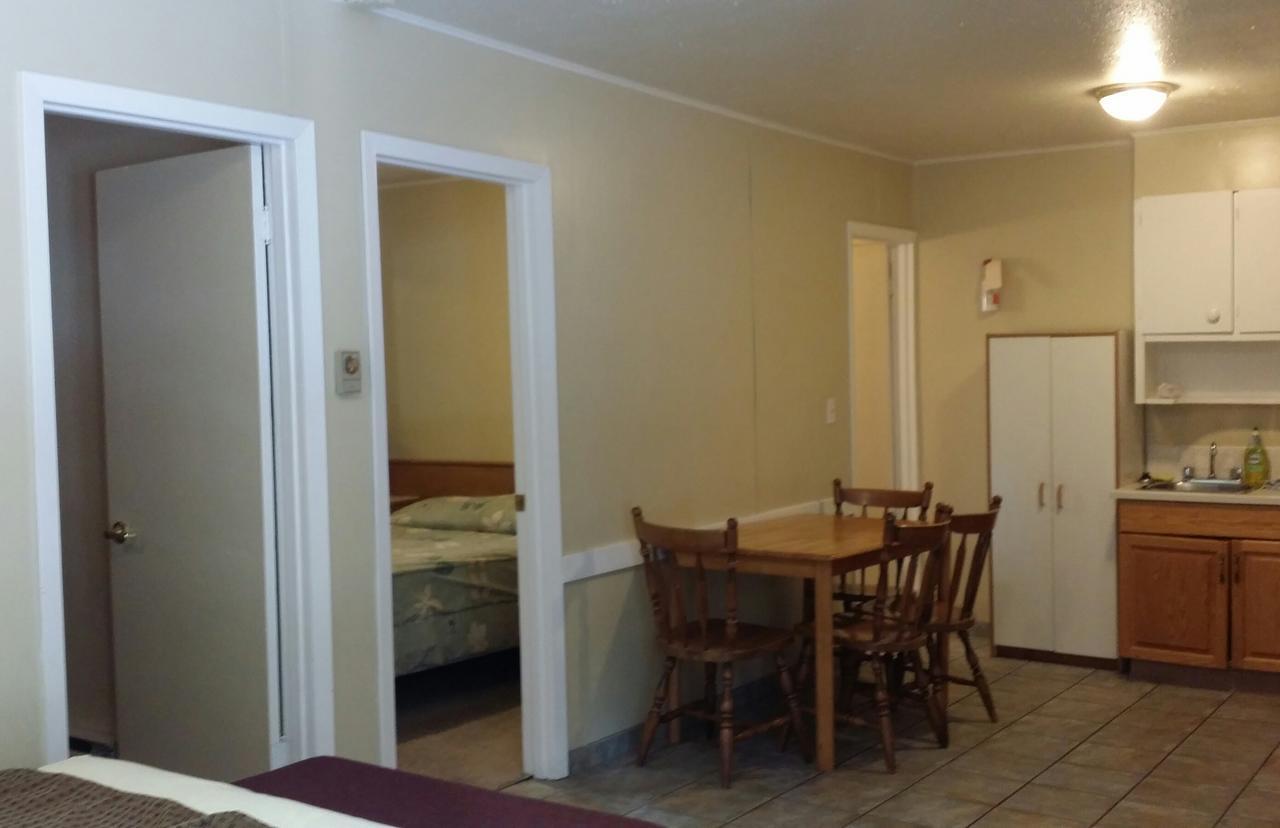 Appletree Inn Radium Hot Springs Luaran gambar