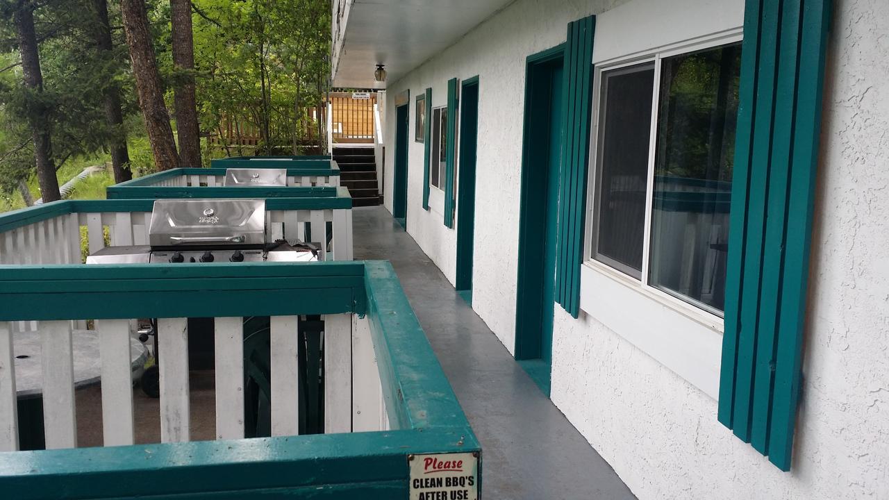 Appletree Inn Radium Hot Springs Luaran gambar