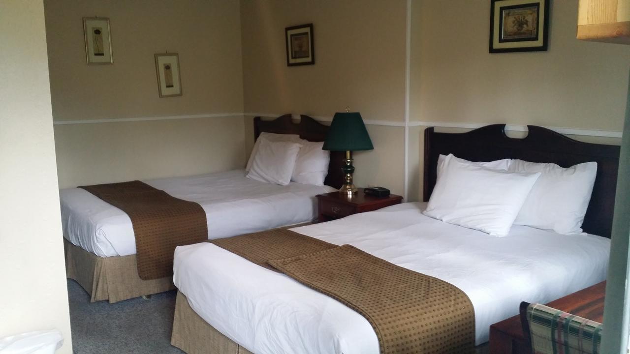 Appletree Inn Radium Hot Springs Luaran gambar